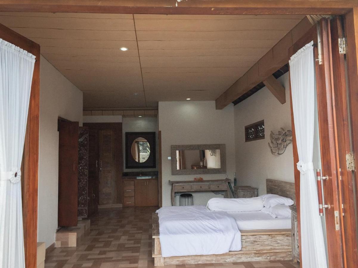 Escotel Villa Marga Selemadeg エクステリア 写真